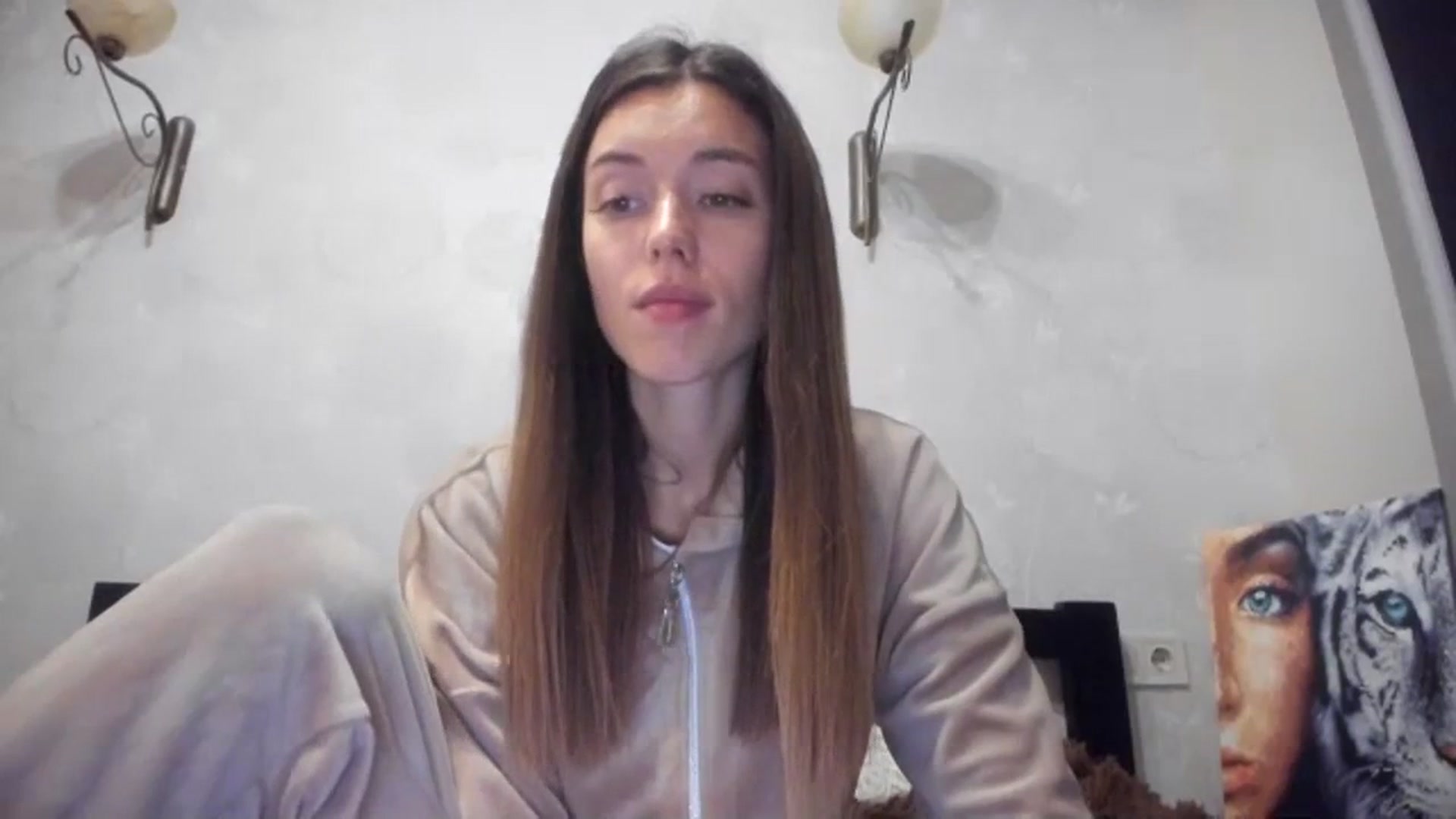 Gallery image thumbnail from Onekiss1's myfreecams stream on, 10/30/2023, 15:16 image 5 of 20