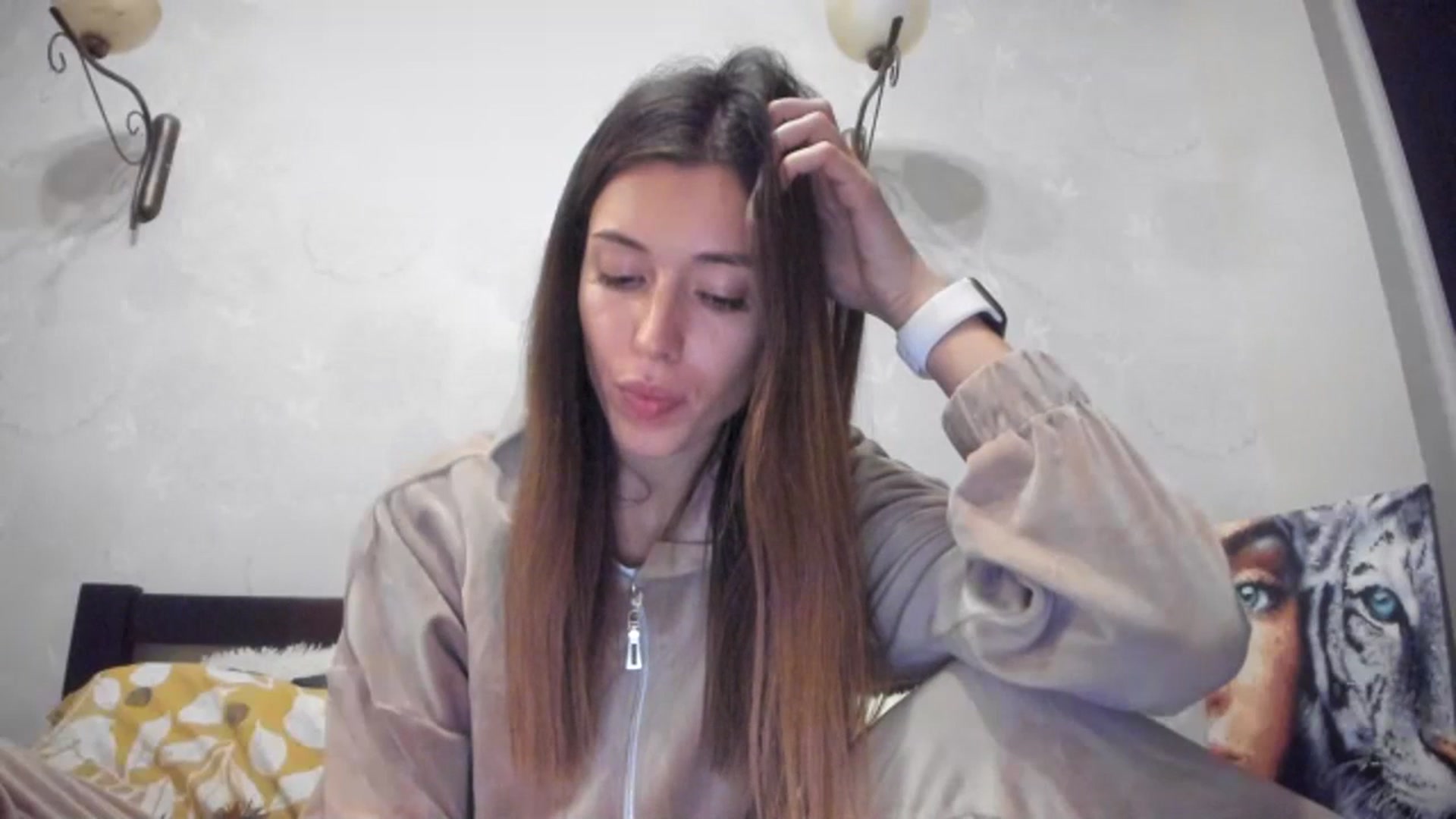 Gallery image thumbnail from Onekiss1's myfreecams stream on, 10/30/2023, 15:16 image 19 of 20