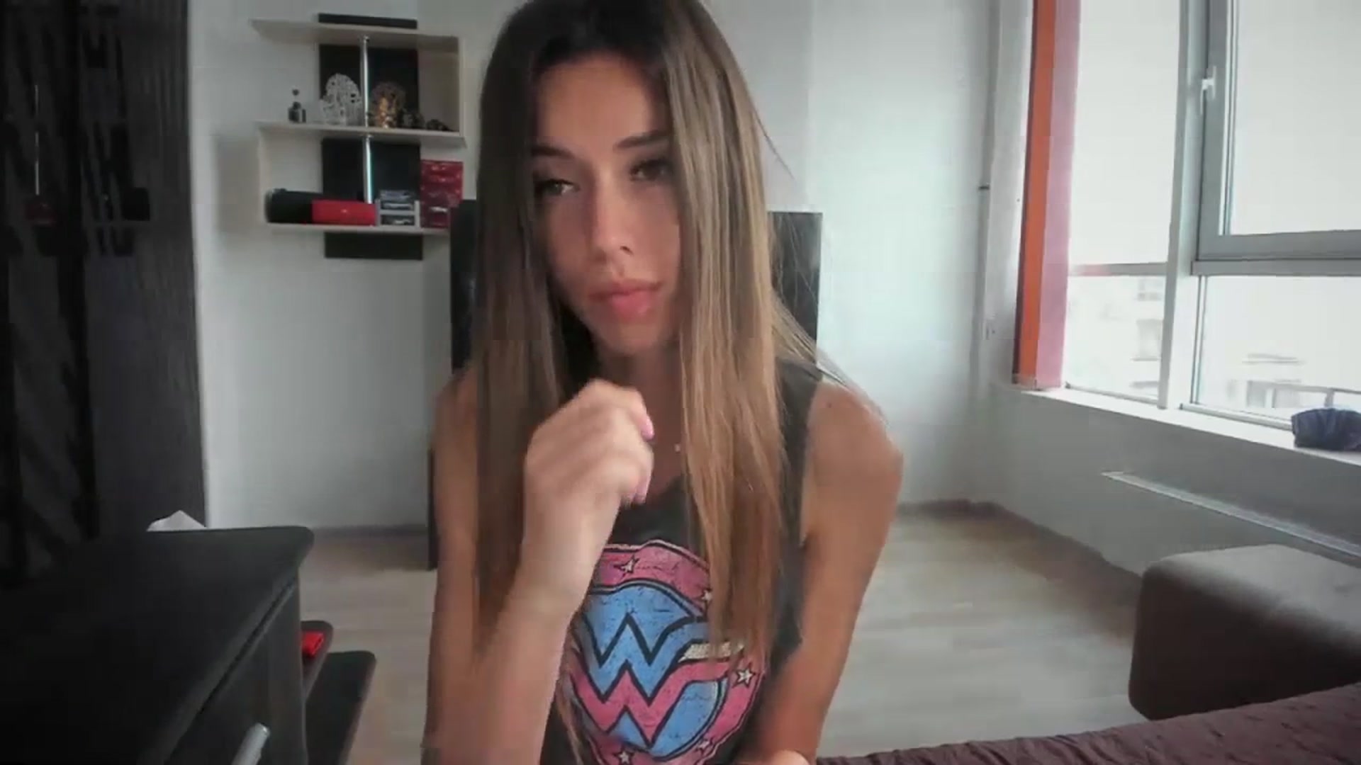 Gallery image thumbnail from Onekiss1's myfreecams stream on, 11/01/2023, 09:23 image 16 of 20
