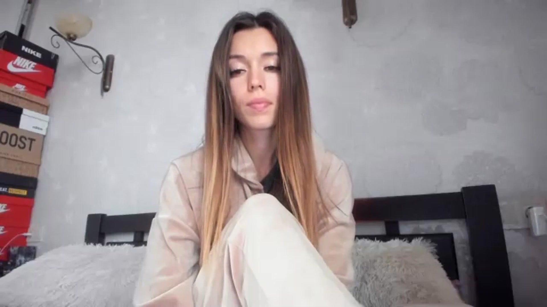 Gallery image thumbnail from Onekiss1's myfreecams stream on, 11/02/2023, 12:26 image 11 of 20
