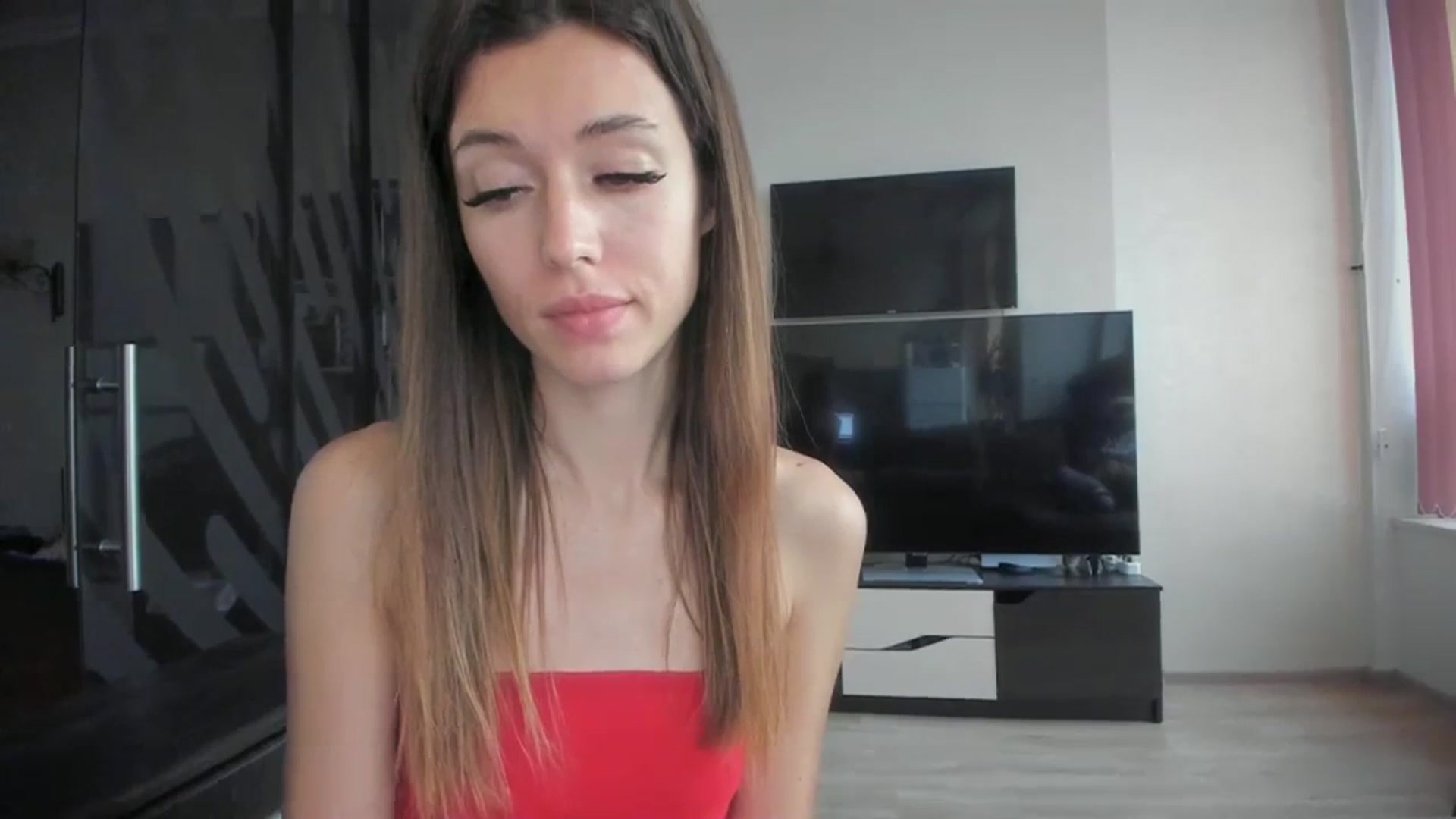 Gallery image thumbnail from Onekiss1's myfreecams stream on, 11/04/2023, 13:22 image 6 of 20