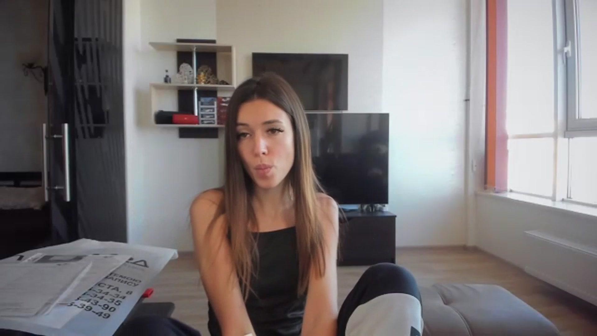 Gallery image thumbnail from Onekiss1's myfreecams stream on, 11/06/2023, 10:39 image 9 of 20
