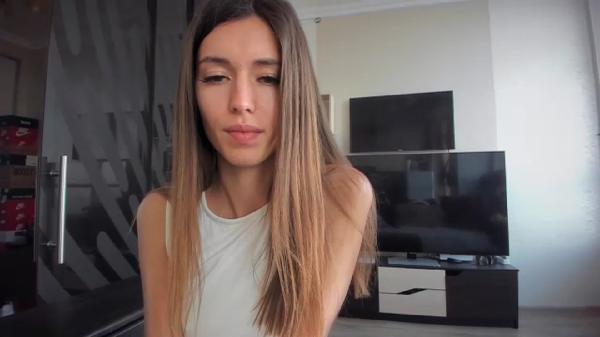 Gallery image thumbnail from Onekiss1's myfreecams stream on, 11/11/2023, 11:47 image 13 of 20