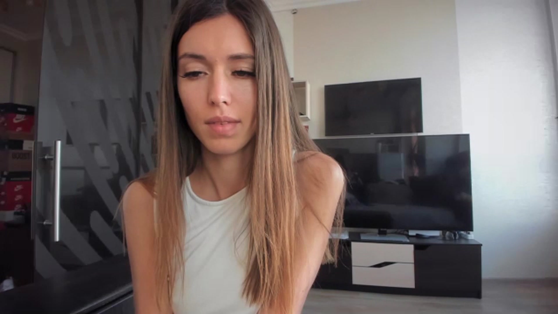 Gallery image thumbnail from Onekiss1's myfreecams stream on, 11/11/2023, 11:47 image 16 of 20