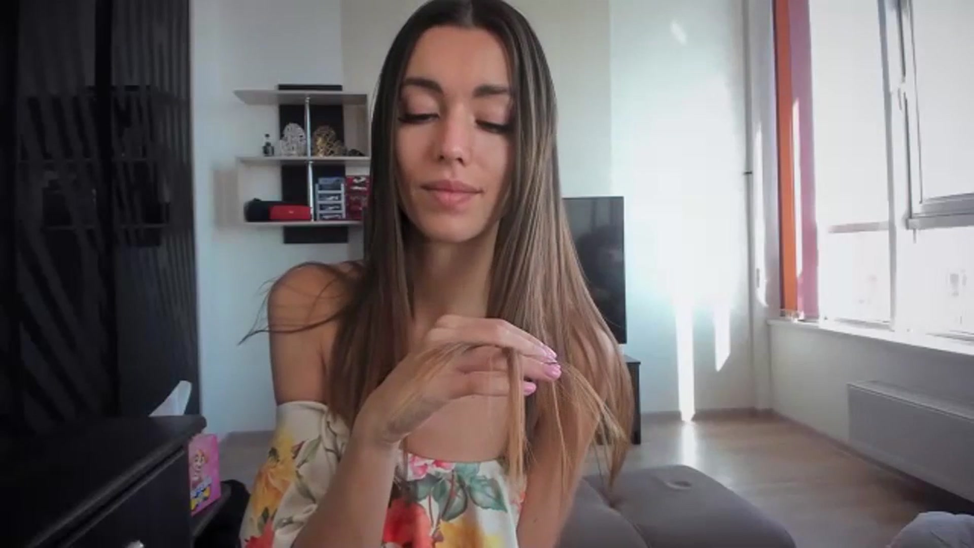 Gallery image thumbnail from Onekiss1's myfreecams stream on, 11/13/2023, 08:02 image 11 of 20