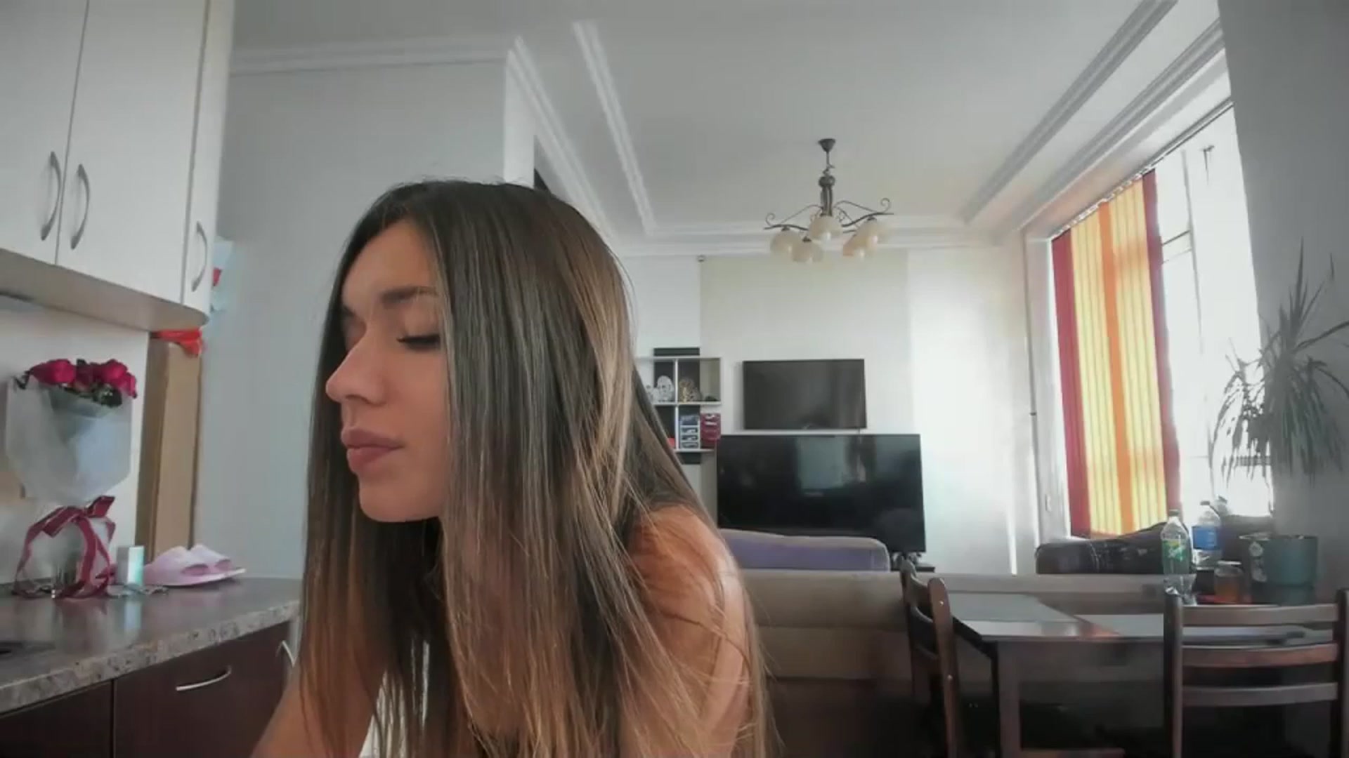 Gallery image thumbnail from Onekiss1's myfreecams stream on, 11/14/2023, 08:28 image 2 of 20
