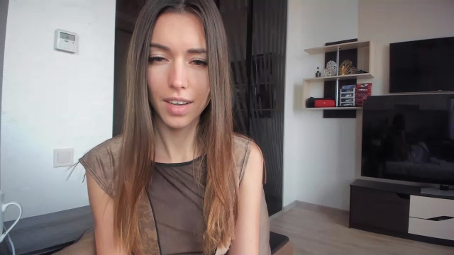 Gallery image thumbnail from Onekiss1's myfreecams stream on, 11/17/2023, 08:00 image 7 of 20
