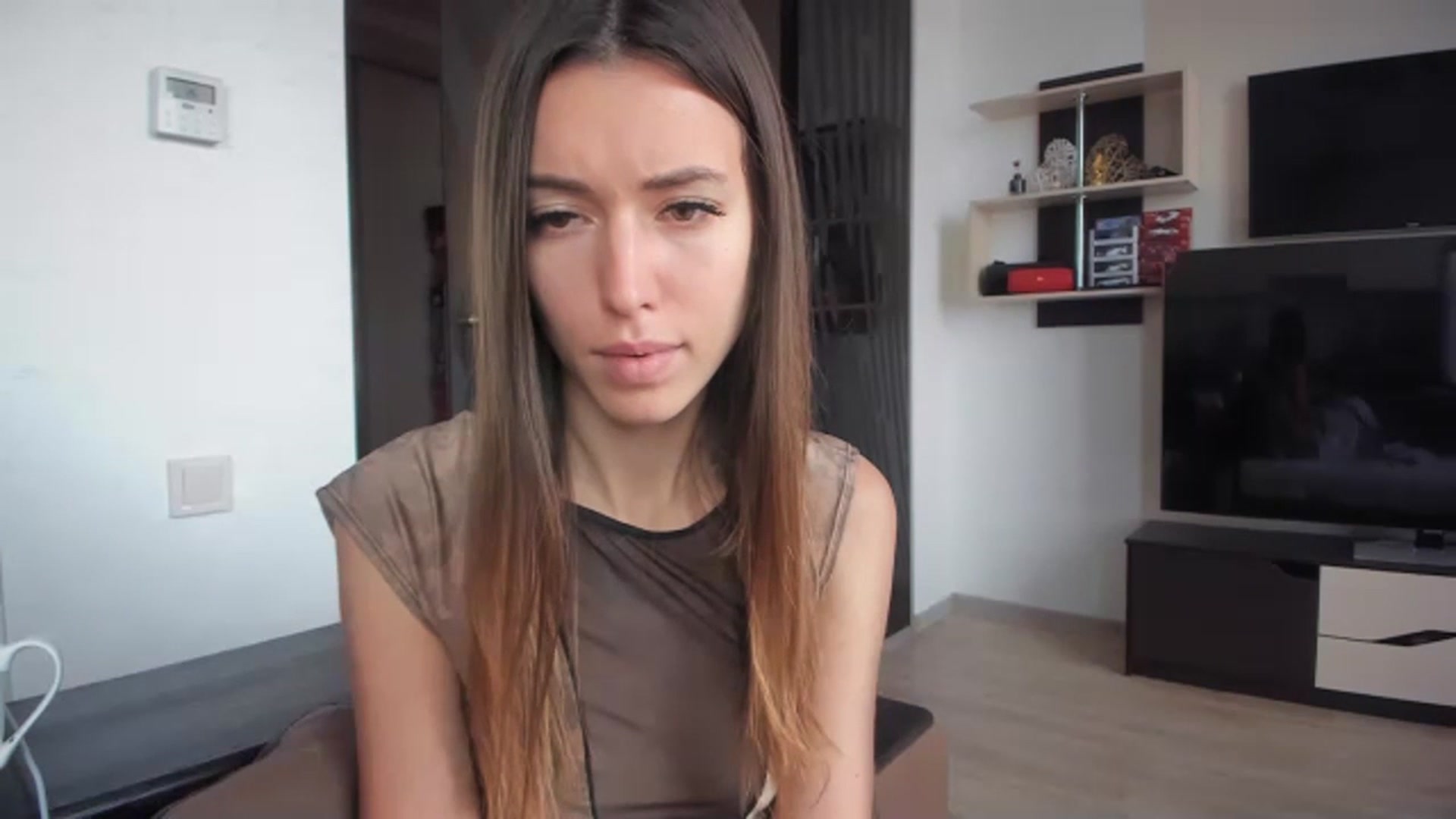 Gallery image thumbnail from Onekiss1's myfreecams stream on, 11/17/2023, 08:00 image 15 of 20