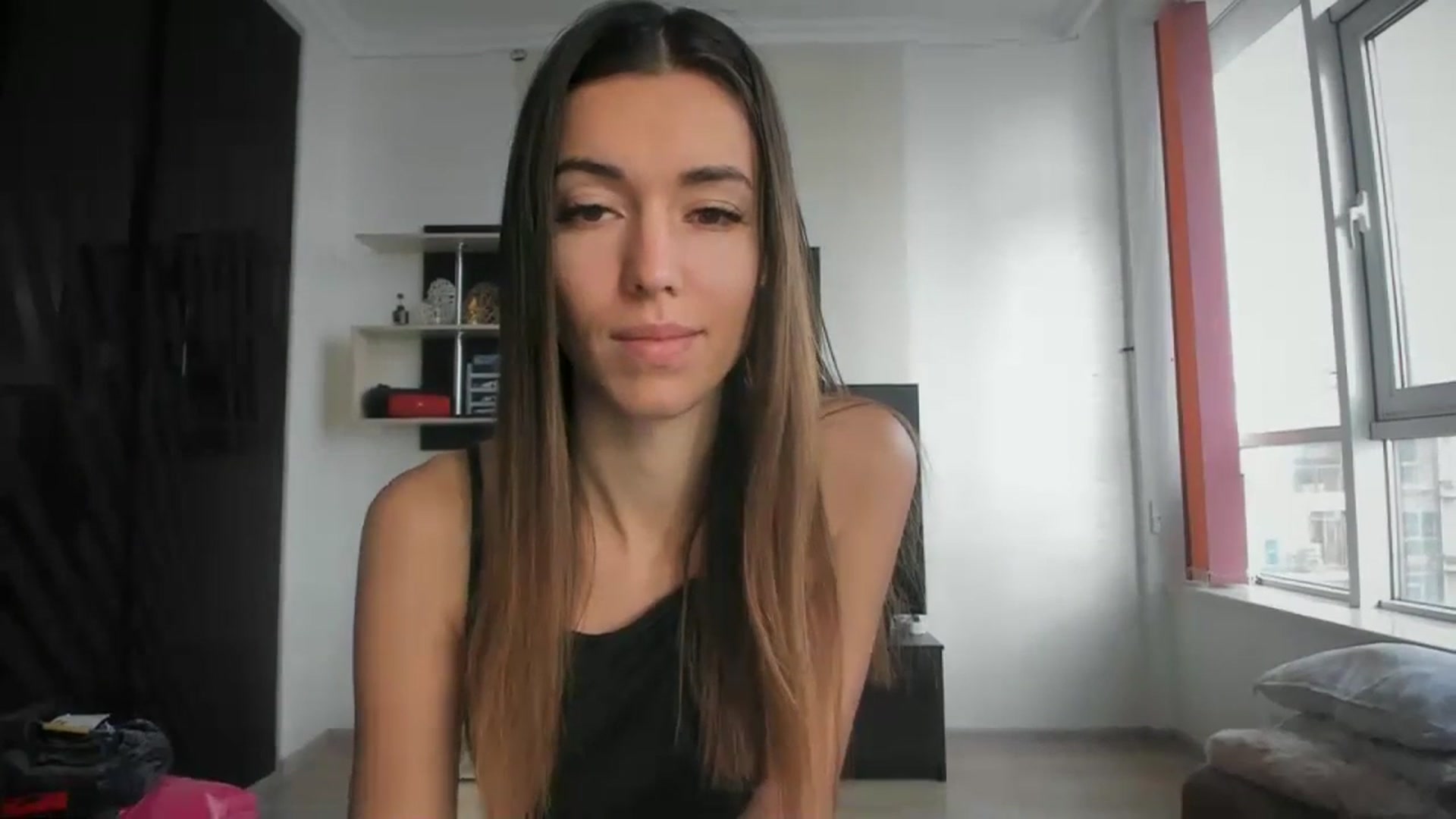 Gallery image thumbnail from Onekiss1's myfreecams stream on, 11/21/2023, 07:09 image 3 of 20