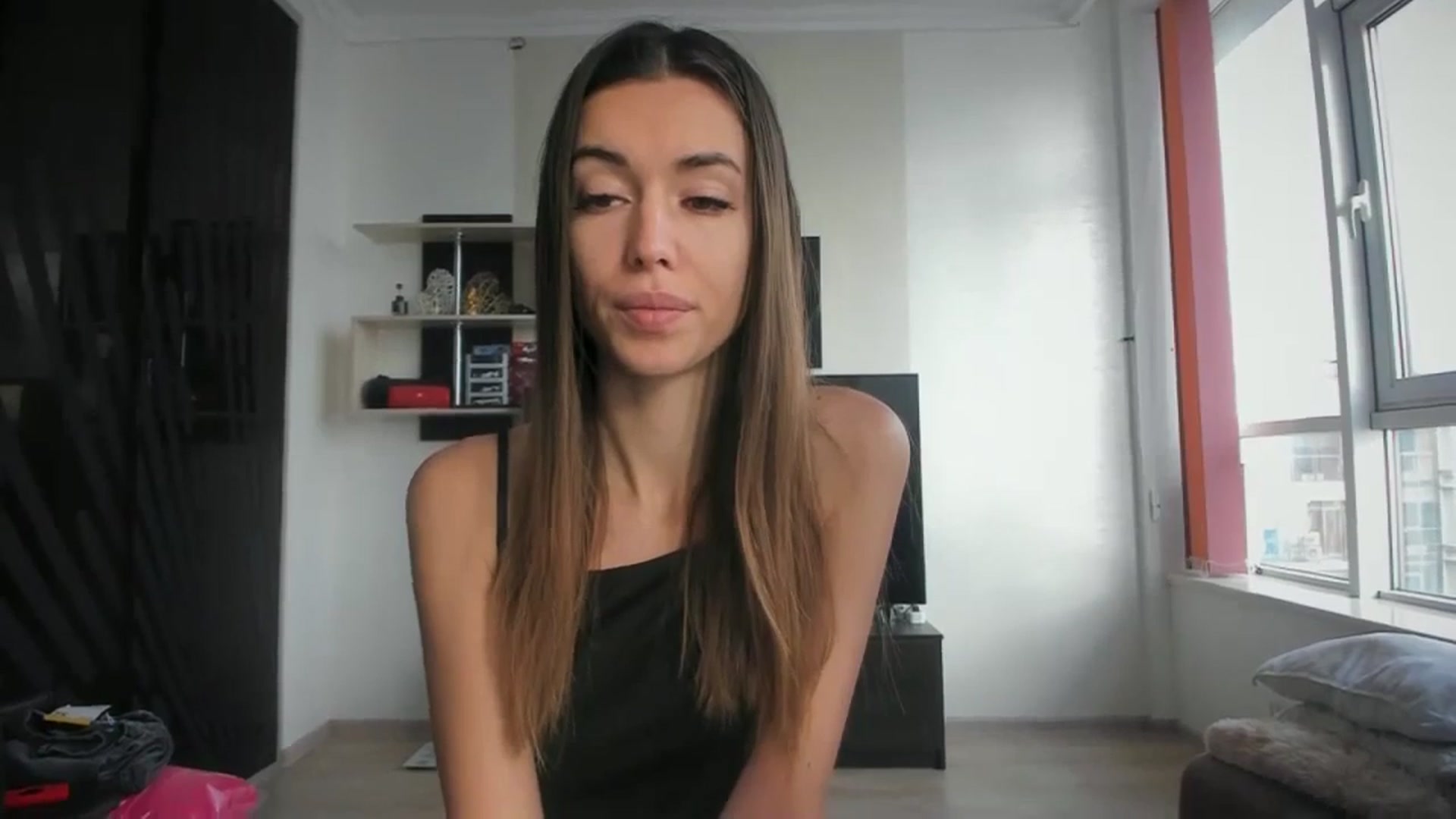 Gallery image thumbnail from Onekiss1's myfreecams stream on, 11/21/2023, 07:09 image 11 of 20