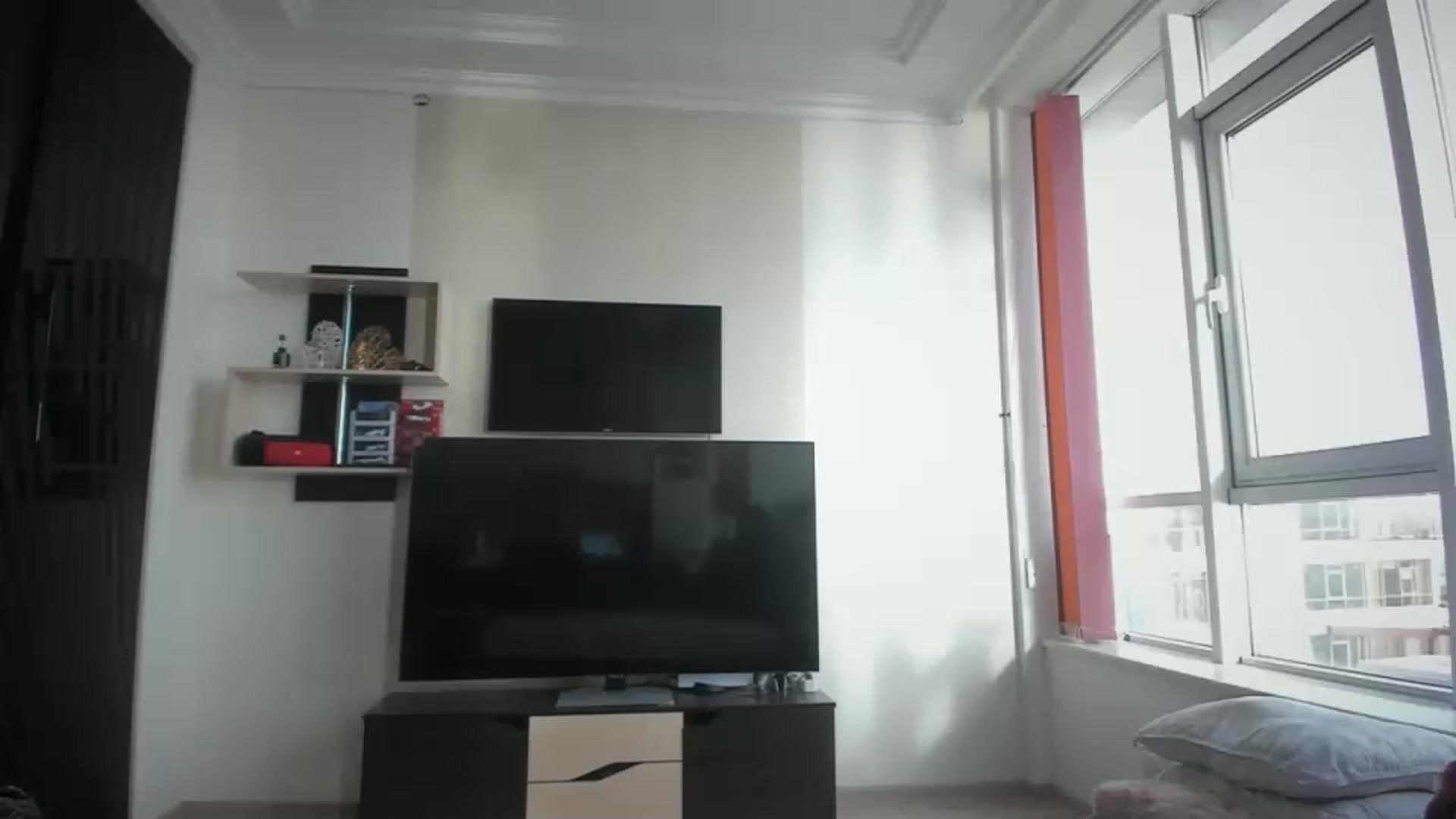 Gallery image thumbnail from Onekiss1's myfreecams stream on, 11/21/2023, 07:28 image 20 of 20