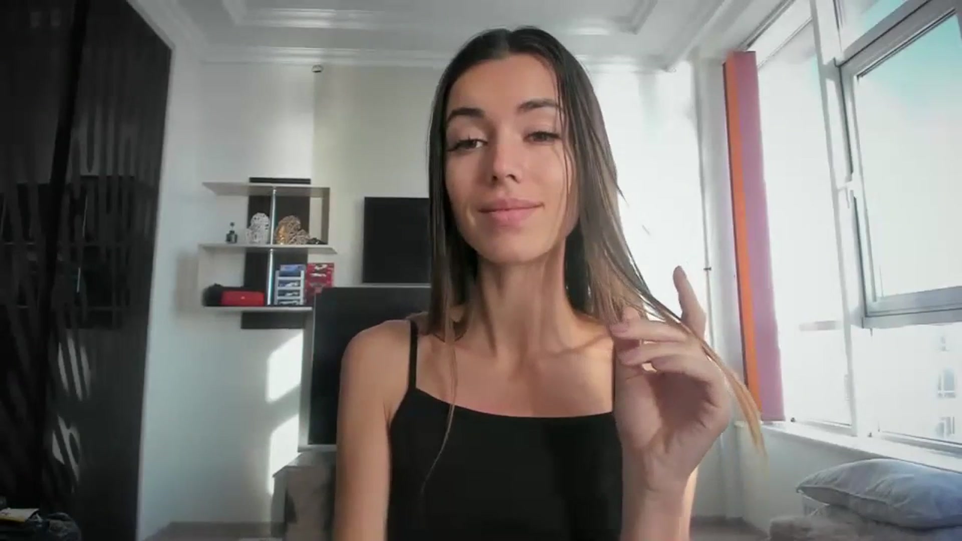 Gallery image thumbnail from Onekiss1's myfreecams stream on, 11/21/2023, 07:28 image 3 of 20