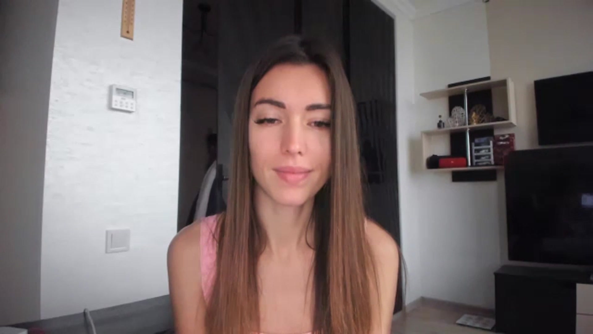 Gallery image thumbnail from Onekiss1's myfreecams stream on, 11/22/2023, 07:38 image 12 of 20