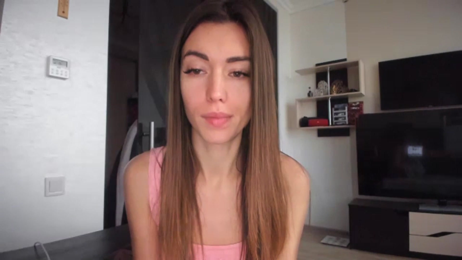 Gallery image thumbnail from Onekiss1's myfreecams stream on, 11/22/2023, 07:38 image 5 of 20