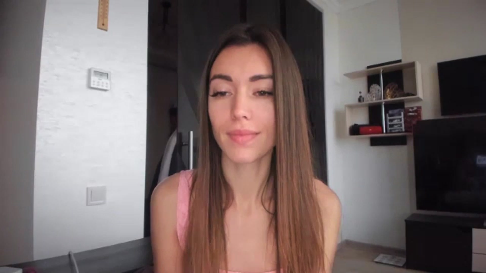 Gallery image thumbnail from Onekiss1's myfreecams stream on, 11/22/2023, 07:38 image 14 of 20