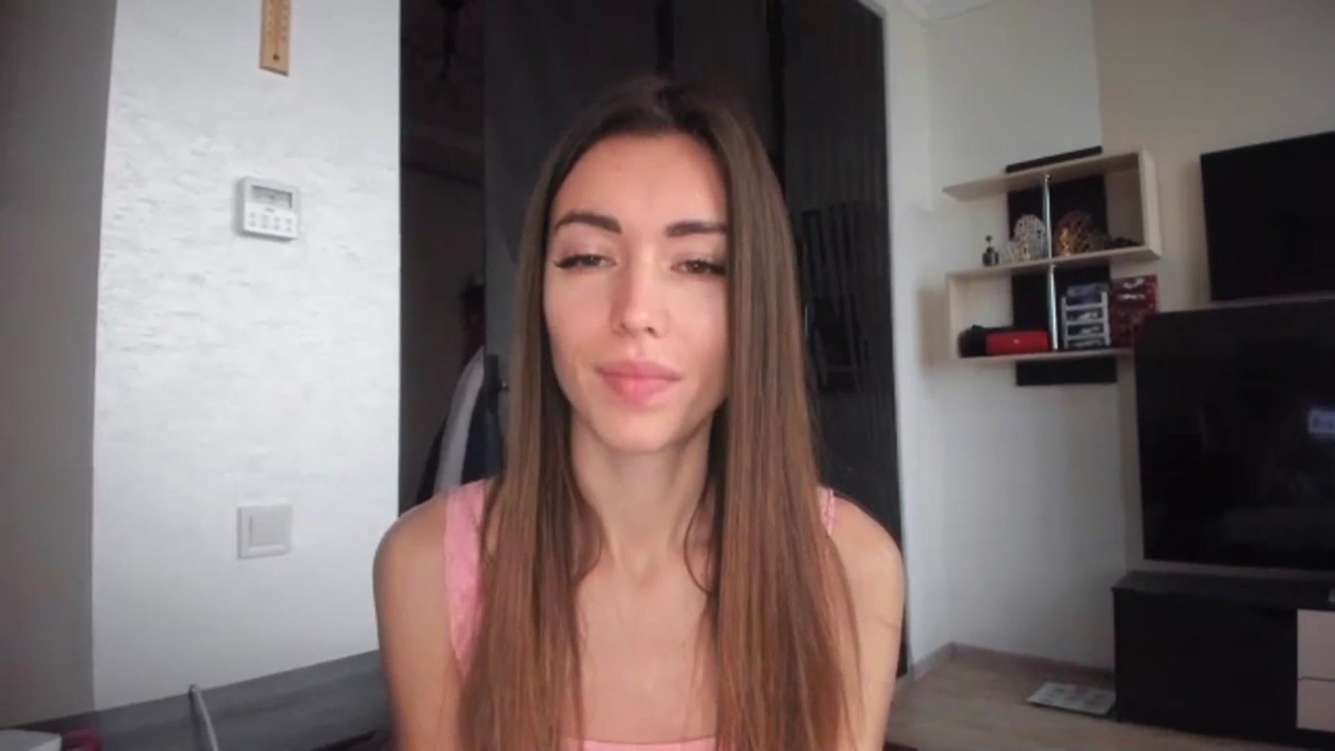 Gallery image thumbnail from Onekiss1's myfreecams stream on, 11/22/2023, 07:38 image 17 of 20