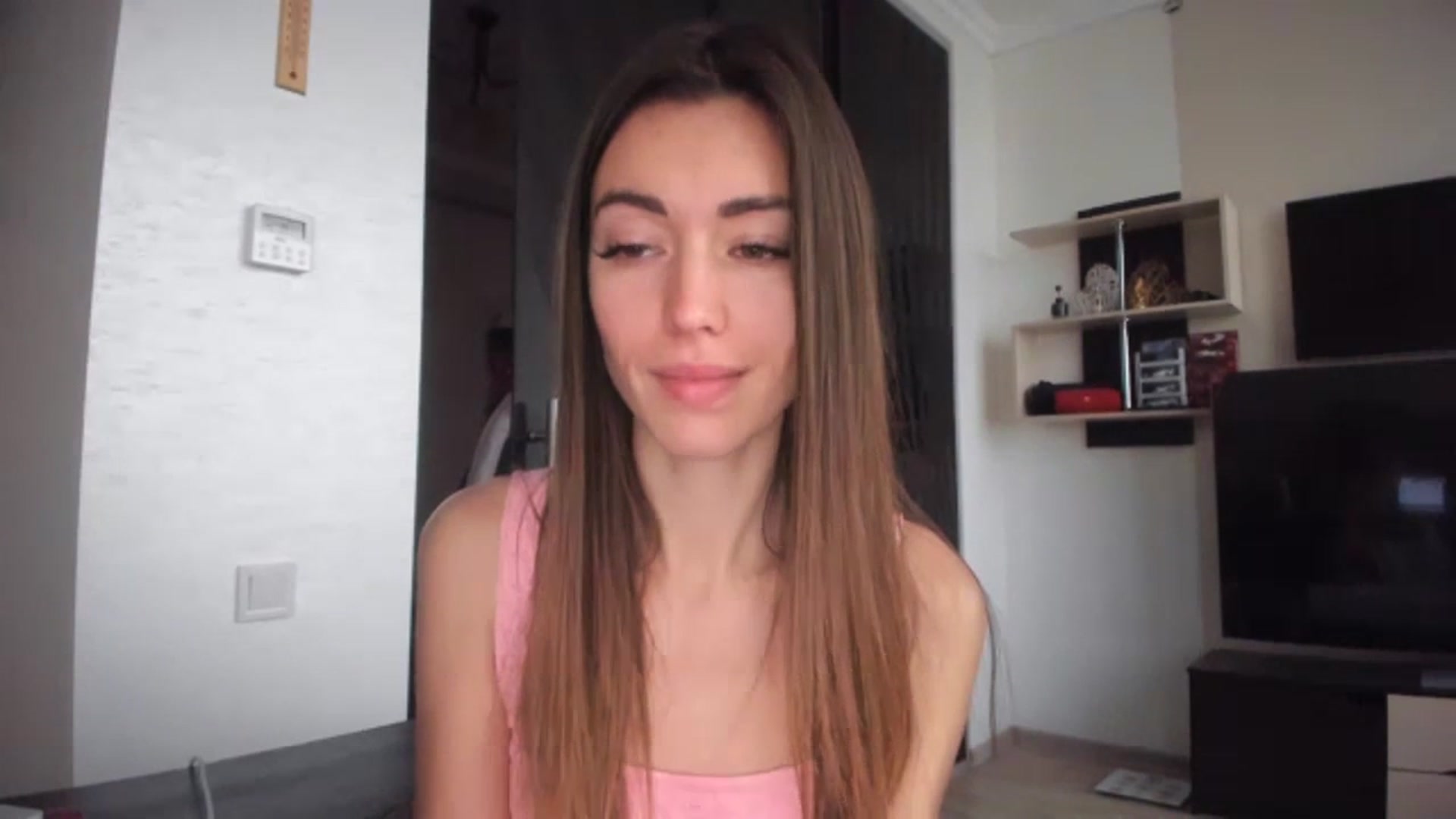 Gallery image thumbnail from Onekiss1's myfreecams stream on, 11/22/2023, 07:38 image 6 of 20
