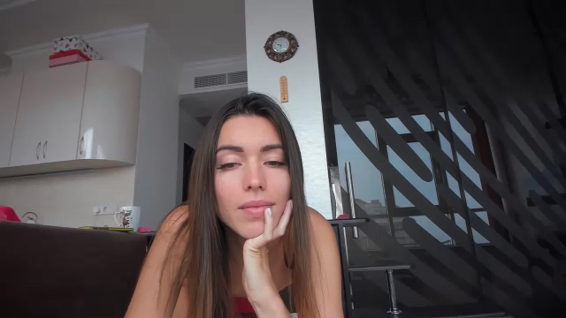 Gallery image thumbnail from Onekiss1's myfreecams stream on, 11/24/2023, 07:44 image 15 of 20