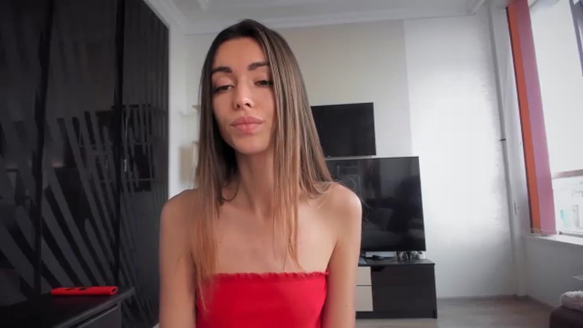 Gallery image thumbnail from Onekiss1's myfreecams stream on, 11/24/2023, 08:27 image 4 of 20