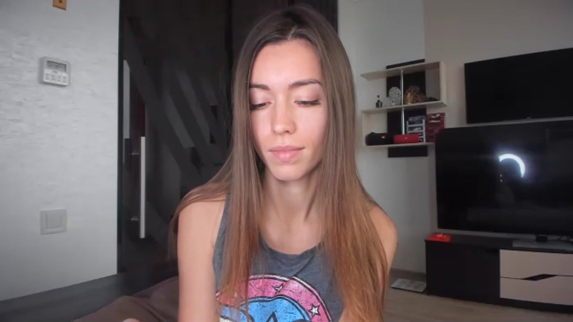 Gallery image thumbnail from Onekiss1's myfreecams stream on, 11/26/2023, 10:07 image 3 of 20
