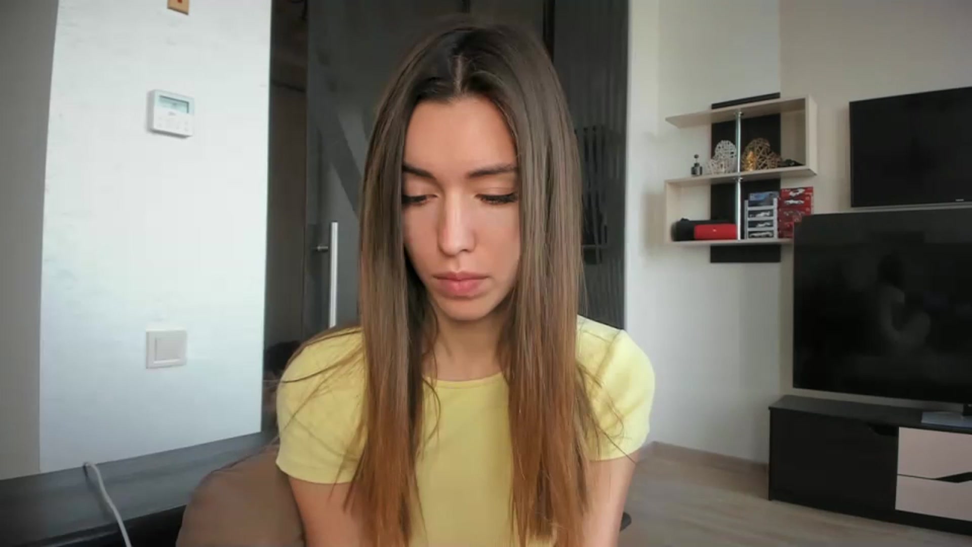 Gallery image thumbnail from Onekiss1's myfreecams stream on, 11/28/2023, 09:55 image 3 of 20