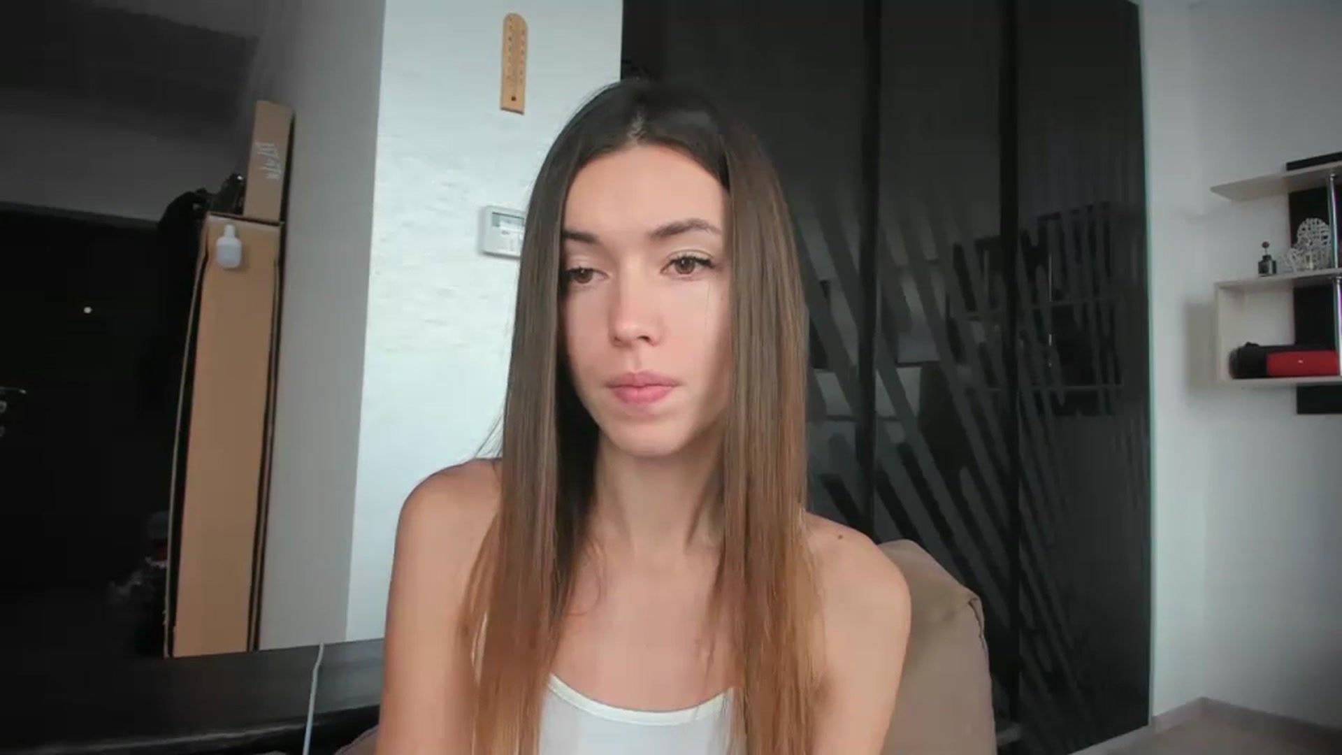 Gallery image thumbnail from Onekiss1's myfreecams stream on, 11/29/2023, 08:39 image 15 of 20