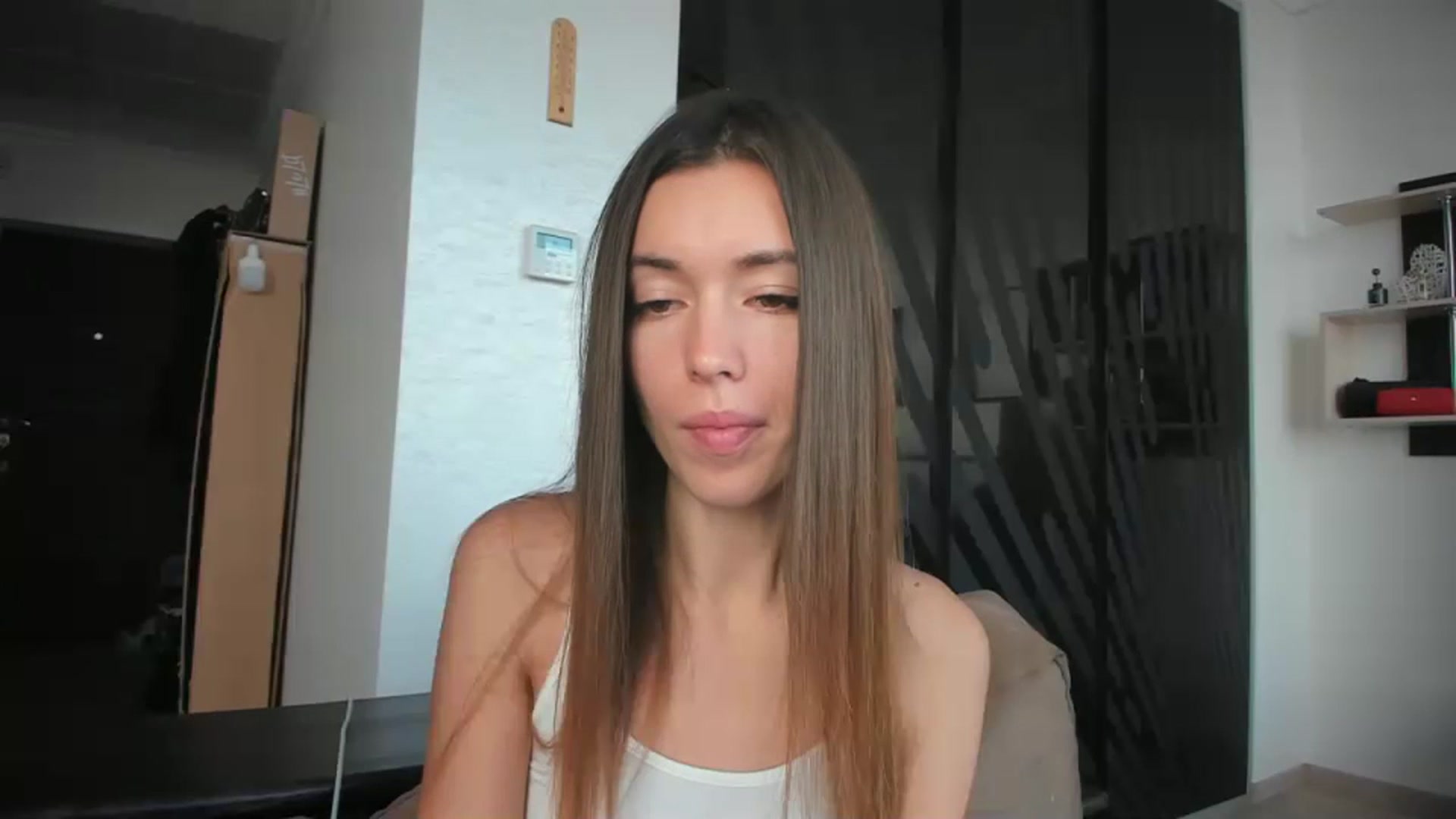 Gallery image thumbnail from Onekiss1's myfreecams stream on, 11/29/2023, 08:39 image 10 of 20