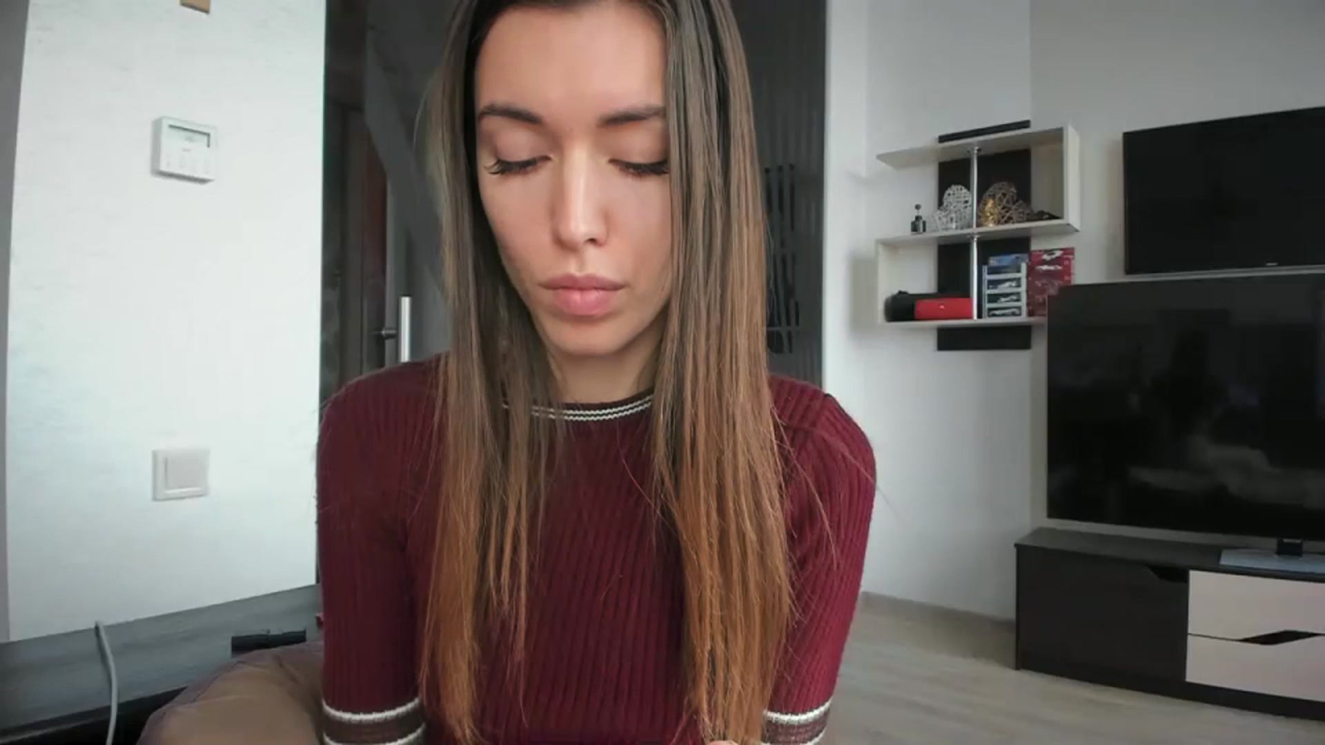 Gallery image thumbnail from Onekiss1's myfreecams stream on, 12/01/2023, 09:45 image 15 of 20