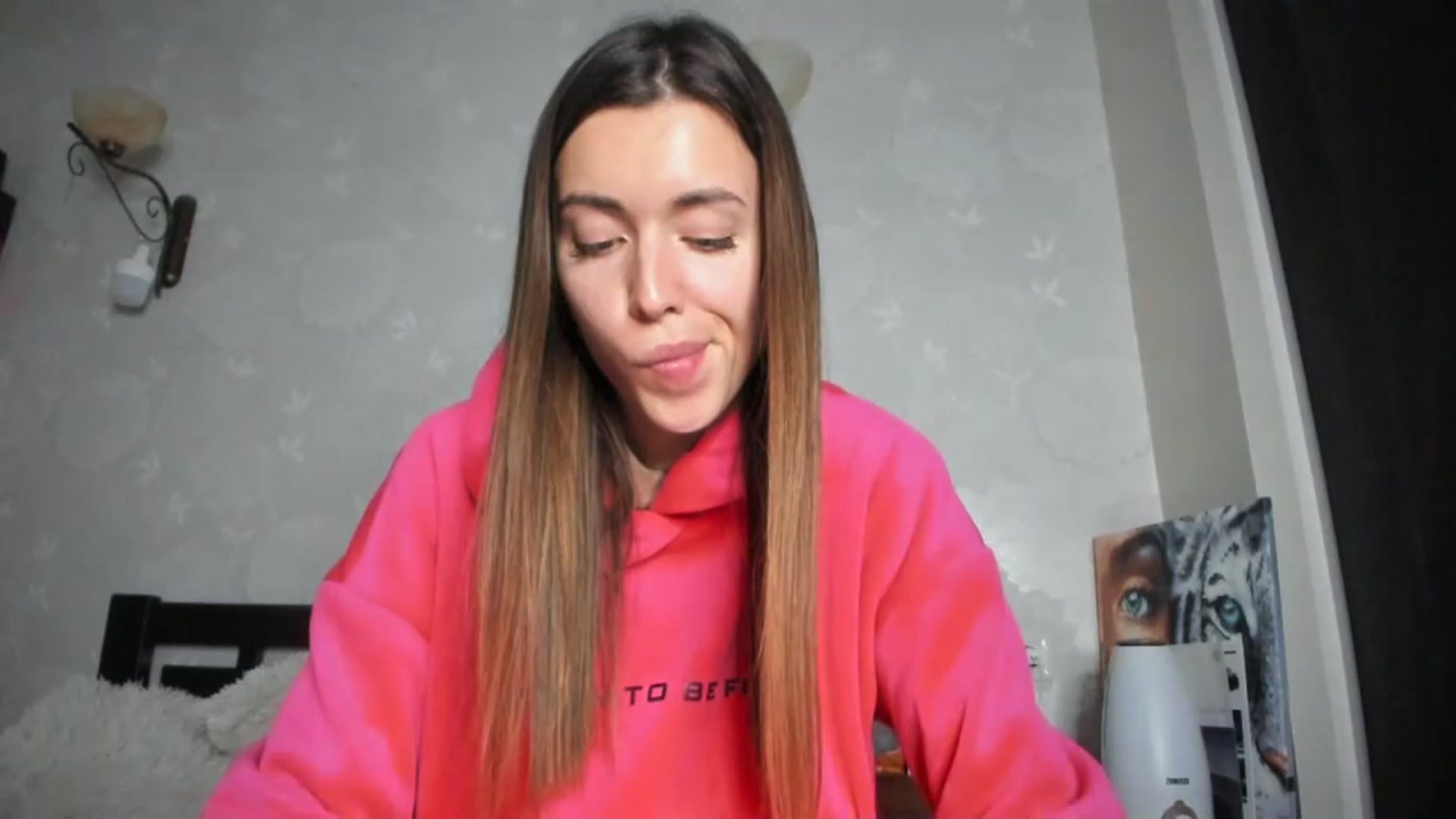 Gallery image thumbnail from Onekiss1's myfreecams stream on, 12/02/2023, 19:12 image 6 of 20