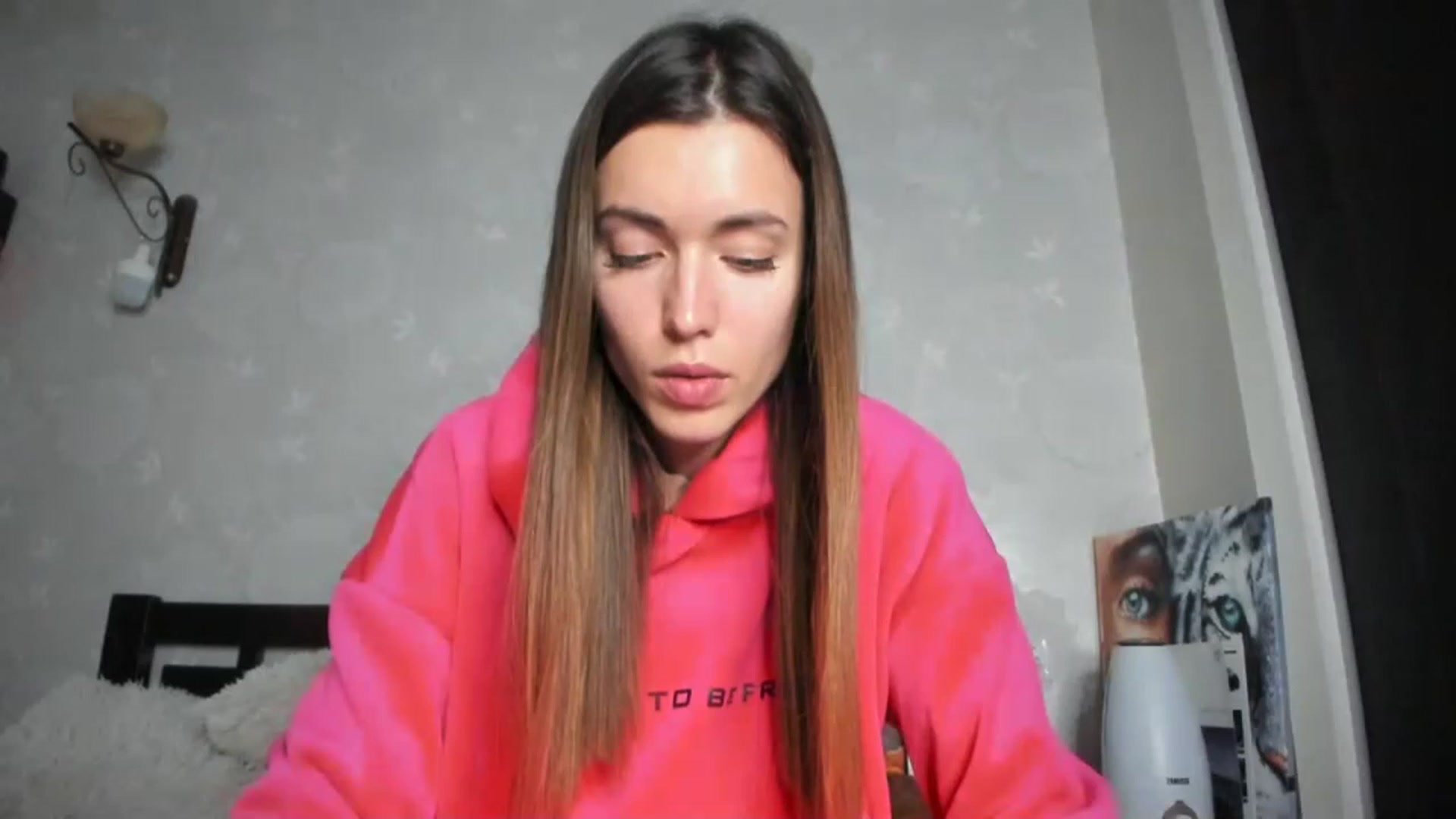 Gallery image thumbnail from Onekiss1's myfreecams stream on, 12/02/2023, 19:12 image 11 of 20