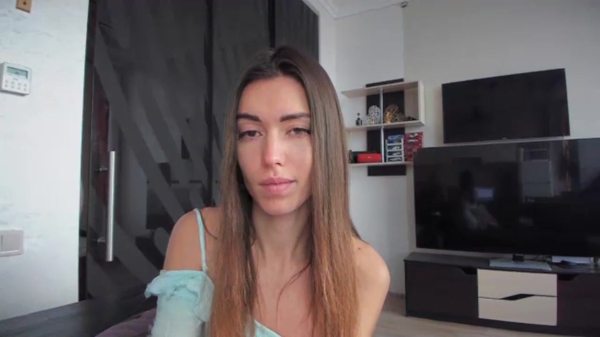 Gallery image thumbnail from Onekiss1's myfreecams stream on, 12/05/2023, 10:17 image 16 of 20