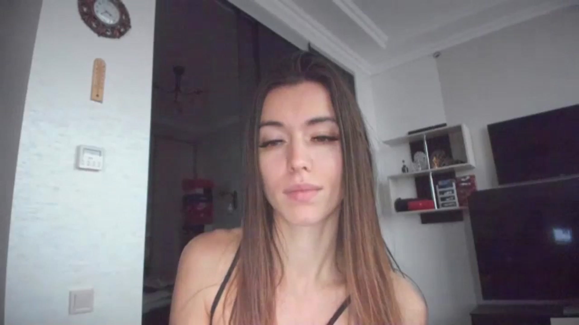Gallery image thumbnail from Onekiss1's myfreecams stream on, 12/06/2023, 13:57 image 7 of 20