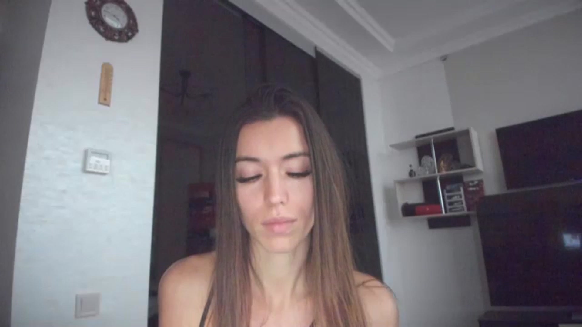 Gallery image thumbnail from Onekiss1's myfreecams stream on, 12/06/2023, 13:57 image 19 of 20