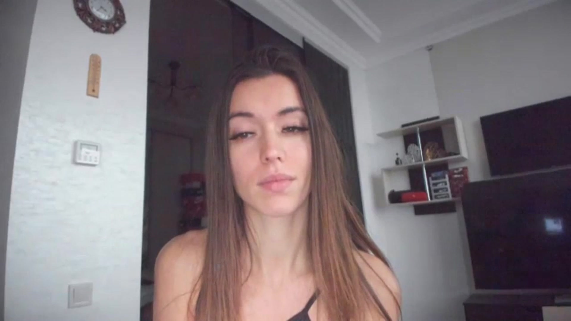 Gallery image thumbnail from Onekiss1's myfreecams stream on, 12/06/2023, 13:57 image 5 of 20