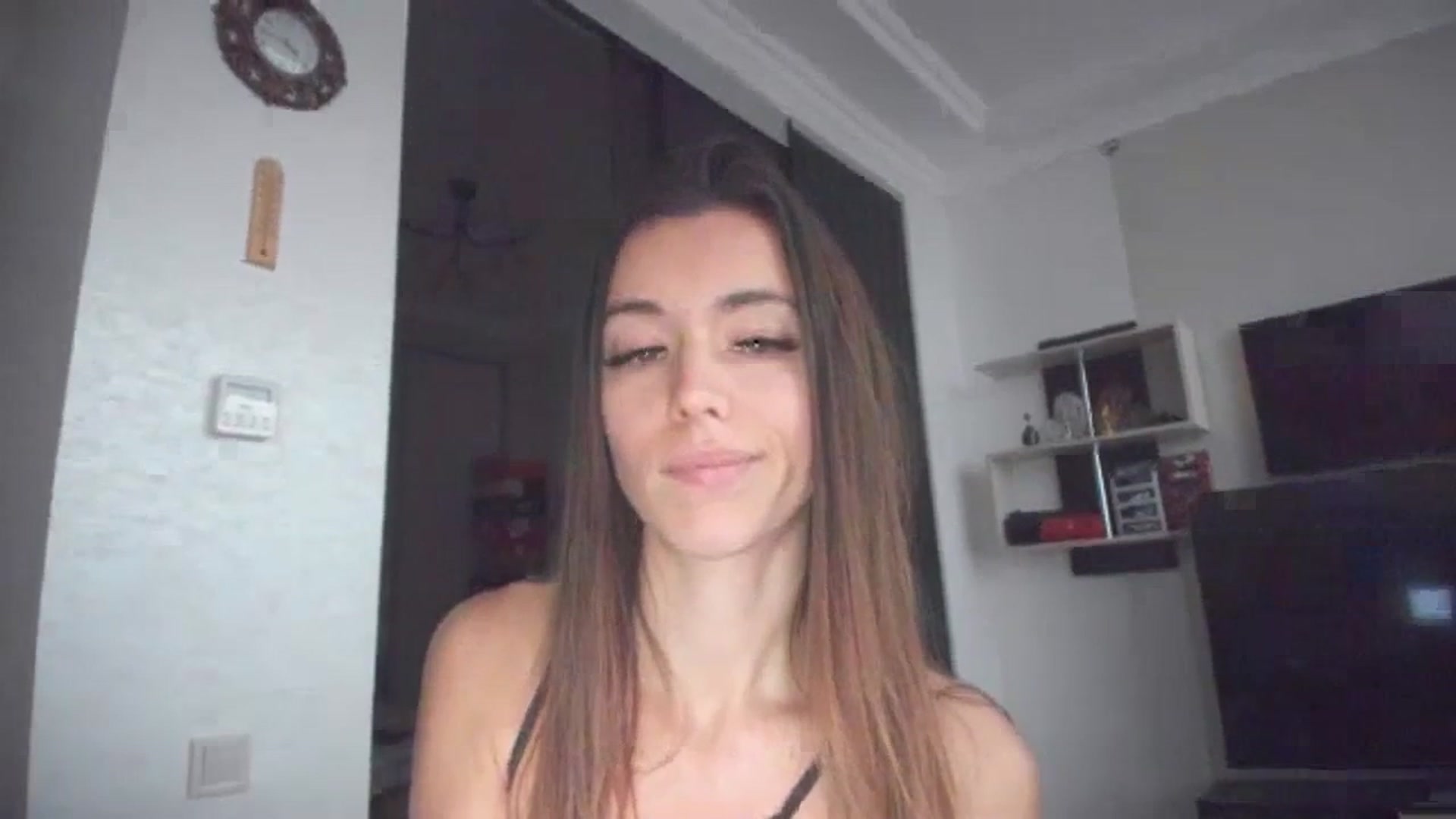 Gallery image thumbnail from Onekiss1's myfreecams stream on, 12/06/2023, 13:57 image 18 of 20