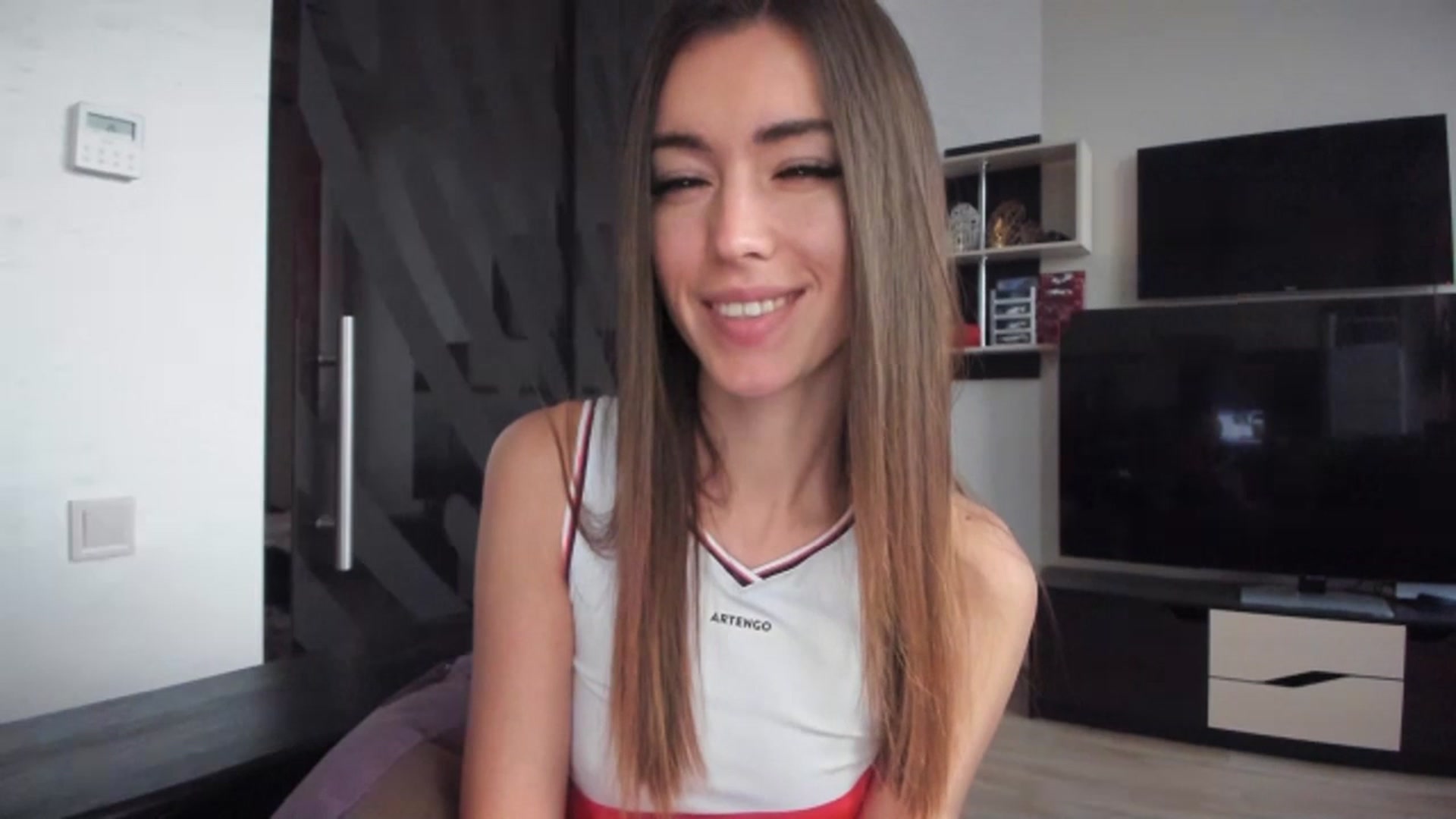 Gallery image thumbnail from Onekiss1's myfreecams stream on, 12/07/2023, 08:17 image 9 of 20