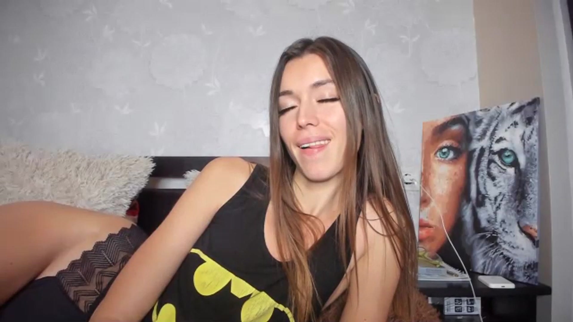 Gallery image thumbnail from Onekiss1's myfreecams stream on, 12/07/2023, 20:29 image 19 of 20