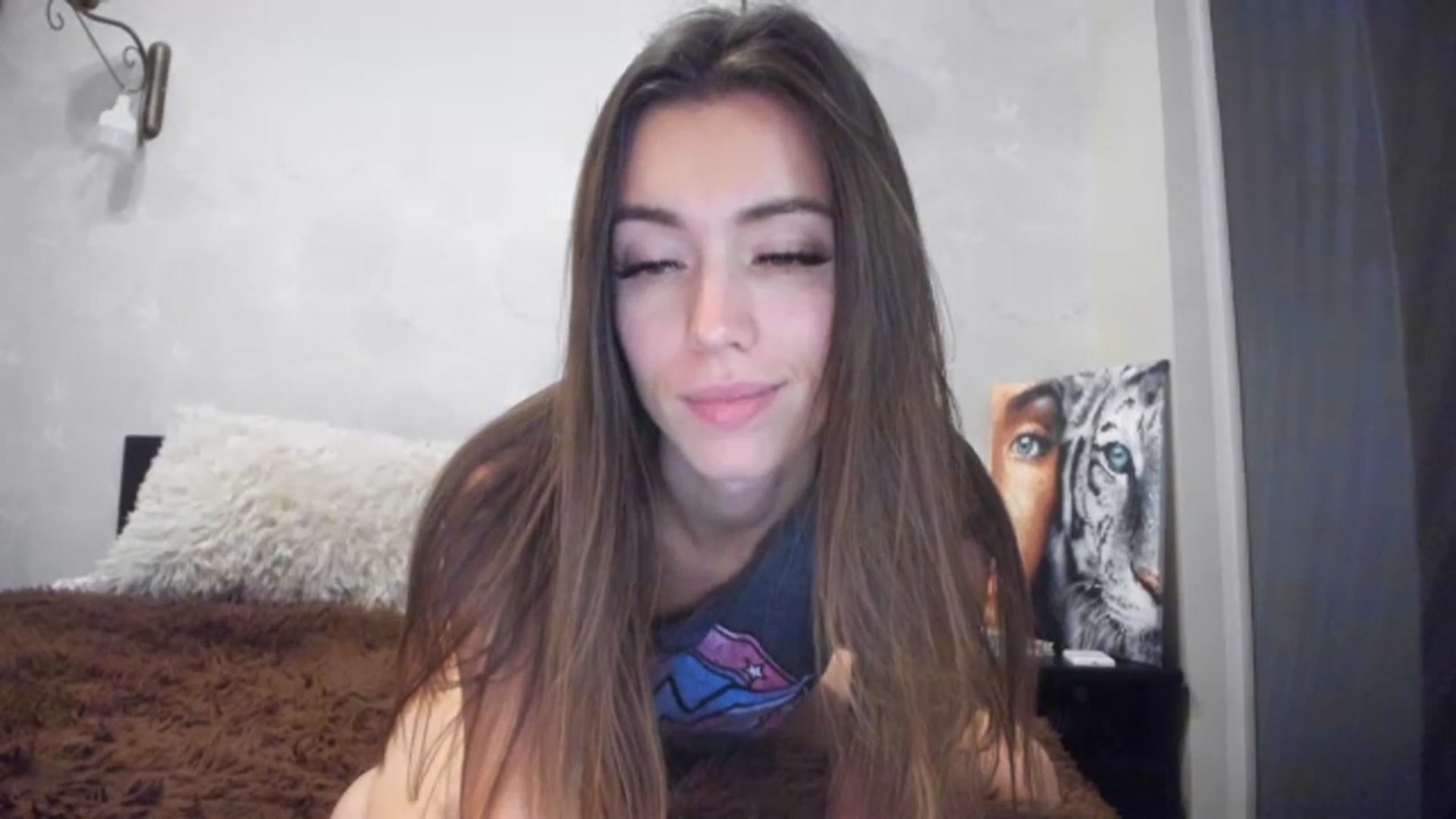 Gallery image thumbnail from Onekiss1's myfreecams stream on, 12/08/2023, 11:20 image 11 of 20