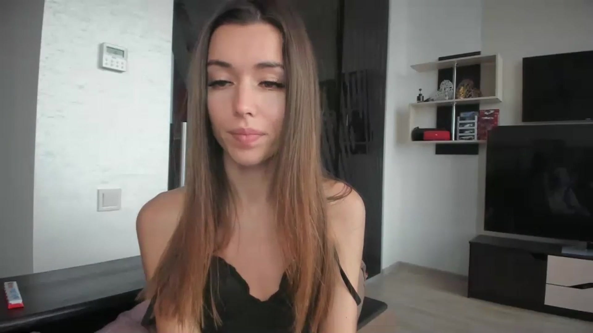 Gallery image thumbnail from Onekiss1's myfreecams stream on, 12/14/2023, 10:06 image 4 of 20