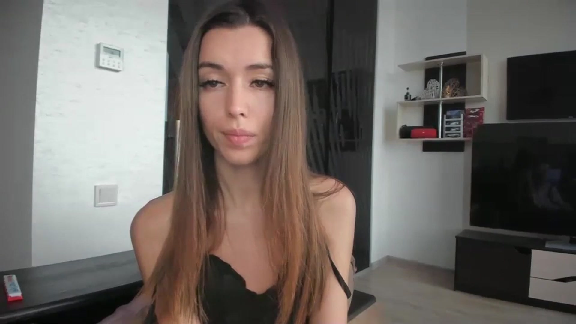 Gallery image thumbnail from Onekiss1's myfreecams stream on, 12/14/2023, 10:06 image 7 of 20