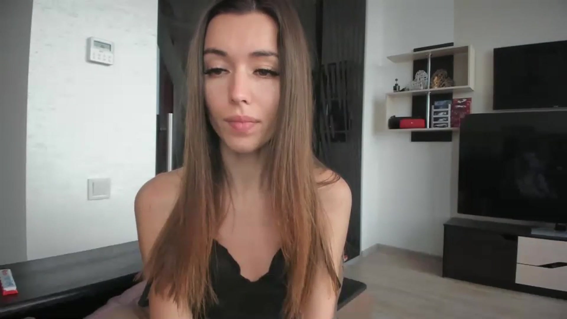 Gallery image thumbnail from Onekiss1's myfreecams stream on, 12/14/2023, 10:06 image 2 of 20