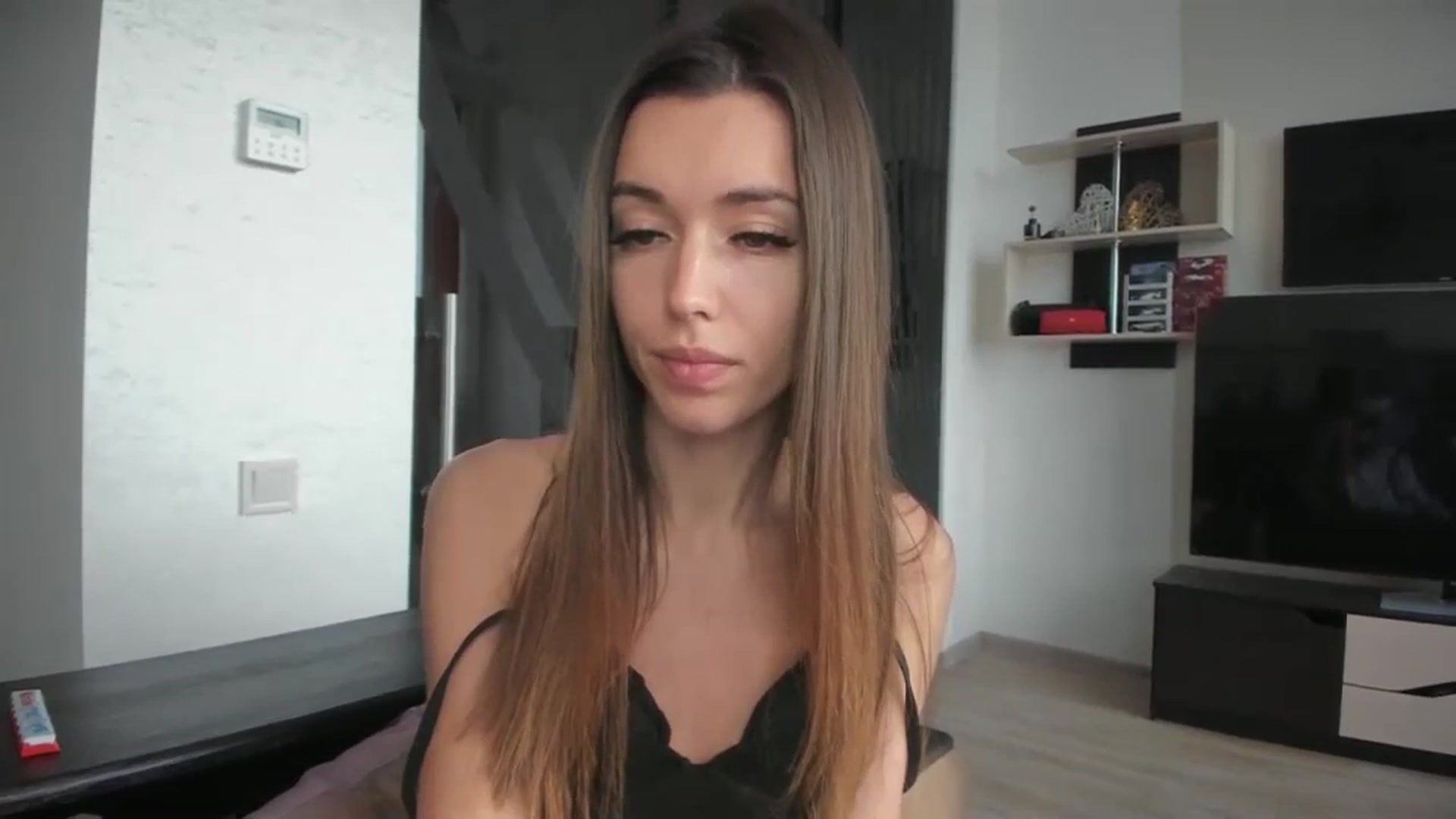 Gallery image thumbnail from Onekiss1's myfreecams stream on, 12/14/2023, 10:06 image 16 of 20