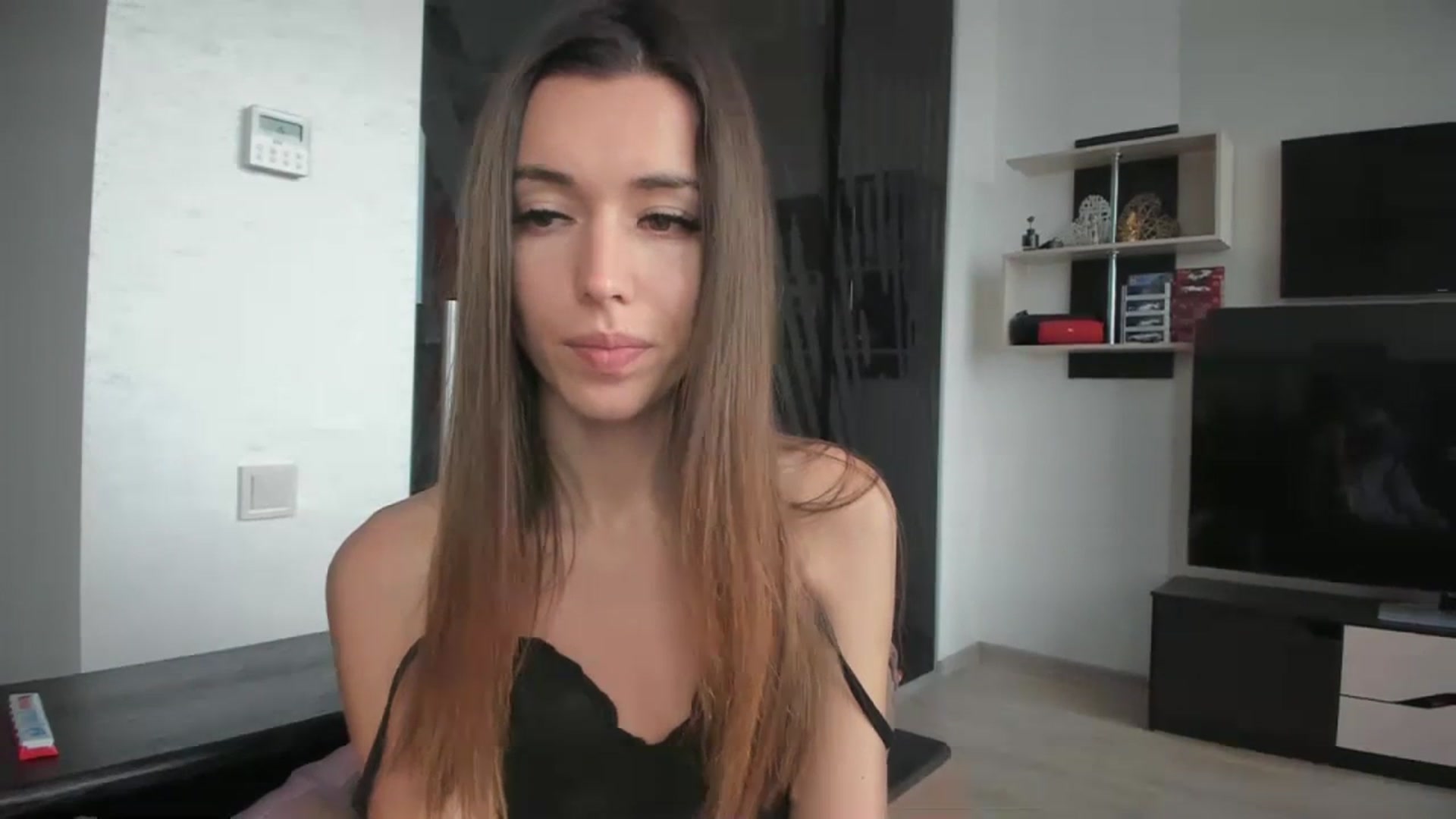 Gallery image thumbnail from Onekiss1's myfreecams stream on, 12/14/2023, 10:06 image 14 of 20