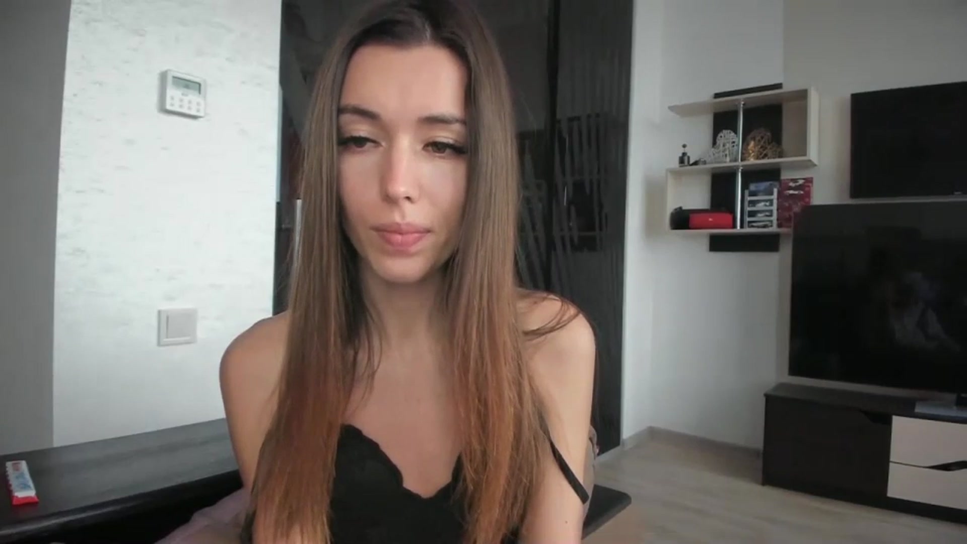 Gallery image thumbnail from Onekiss1's myfreecams stream on, 12/14/2023, 10:06 image 9 of 20