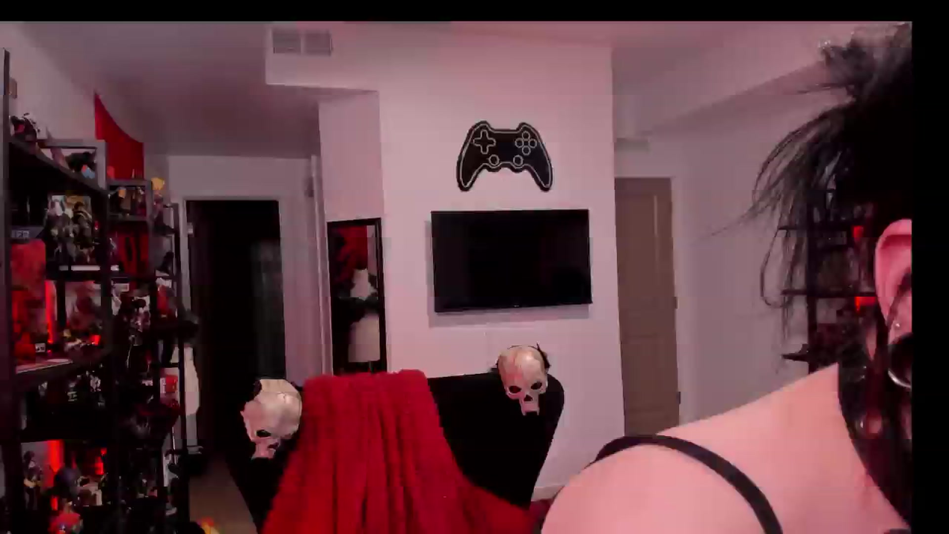 Gallery image thumbnail from Oneleeter's myfreecams stream on, 02/17/2026, 14:58 image 1 of 20