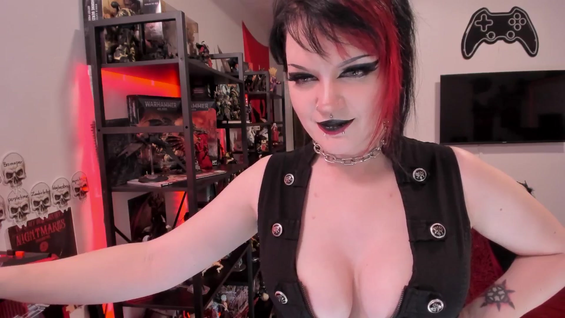 Gallery image thumbnail from Oneleeter's myfreecams stream on, 02/28/2026, 10:38 image 13 of 20