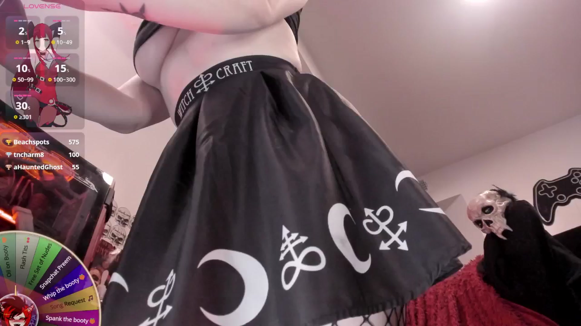 Gallery image thumbnail from Oneleeter's myfreecams stream on, 04/13/2026, 05:07 image 10 of 20