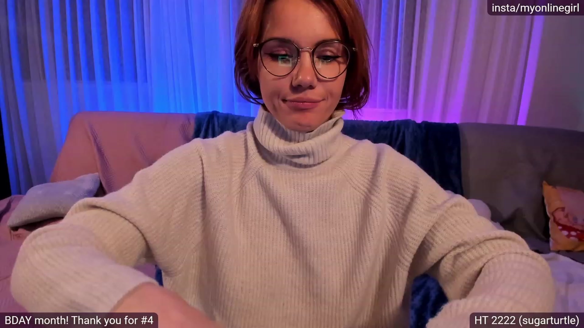 Gallery image thumbnail from OnlineGirl_'s myfreecams stream on, 11/20/2022, 24:28 image 16 of 20