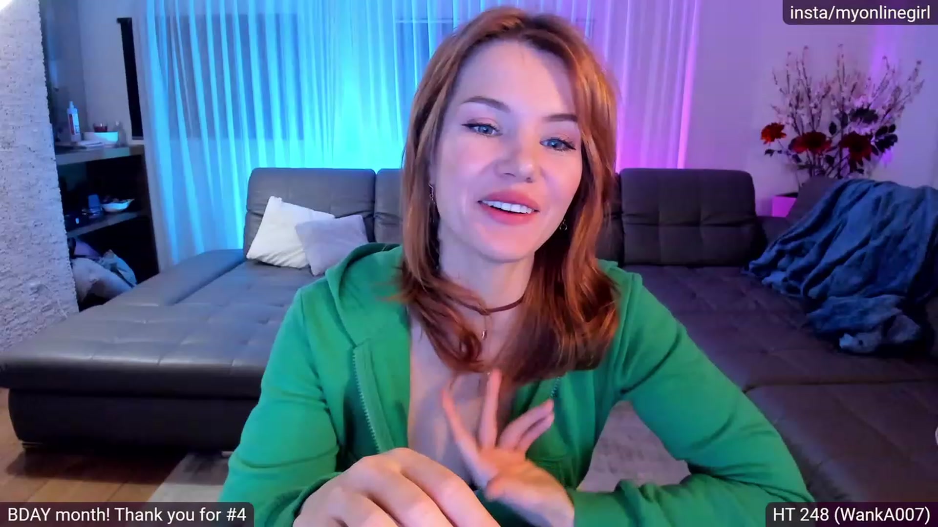 Gallery image thumbnail from OnlineGirl_'s myfreecams stream on, 11/23/2022, 15:44 image 15 of 20