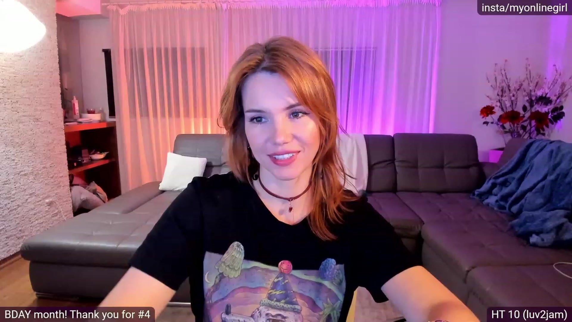Gallery image thumbnail from OnlineGirl_'s myfreecams stream on, 11/24/2022, 24:44 image 3 of 20